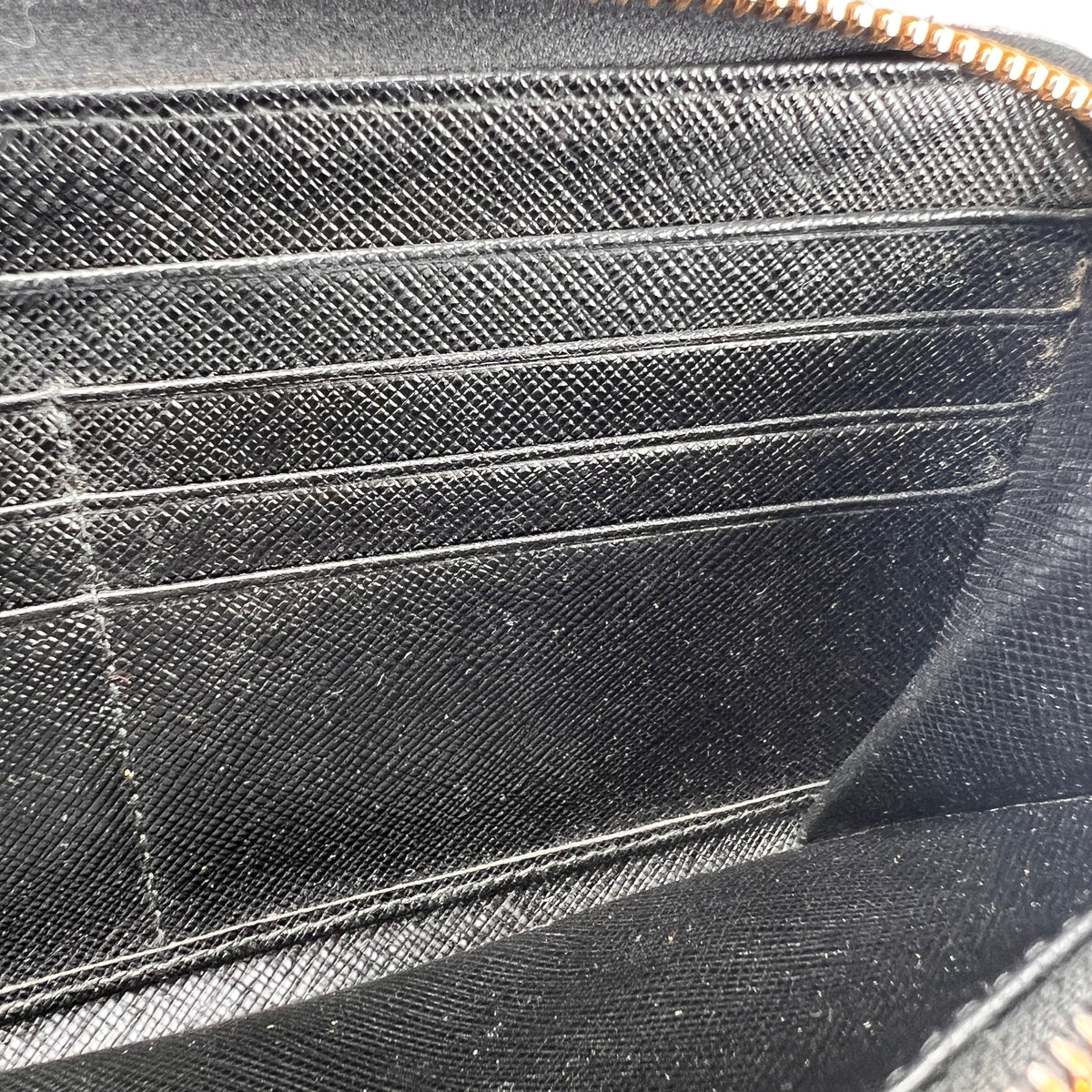 Prada Black Wallets A-17265