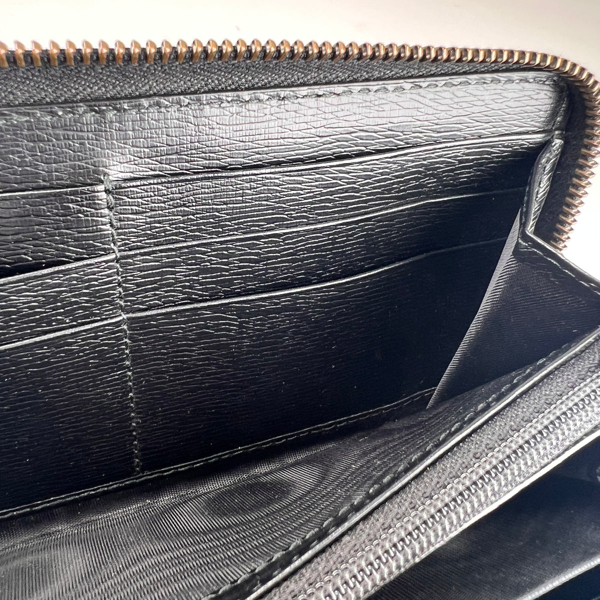 Gucci Black Wallets A-17272