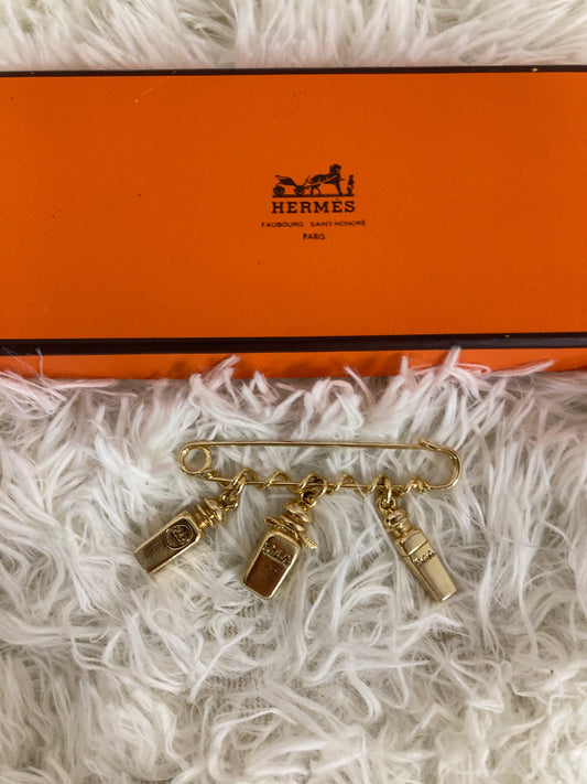 Hermes Gold Brooches A-17296