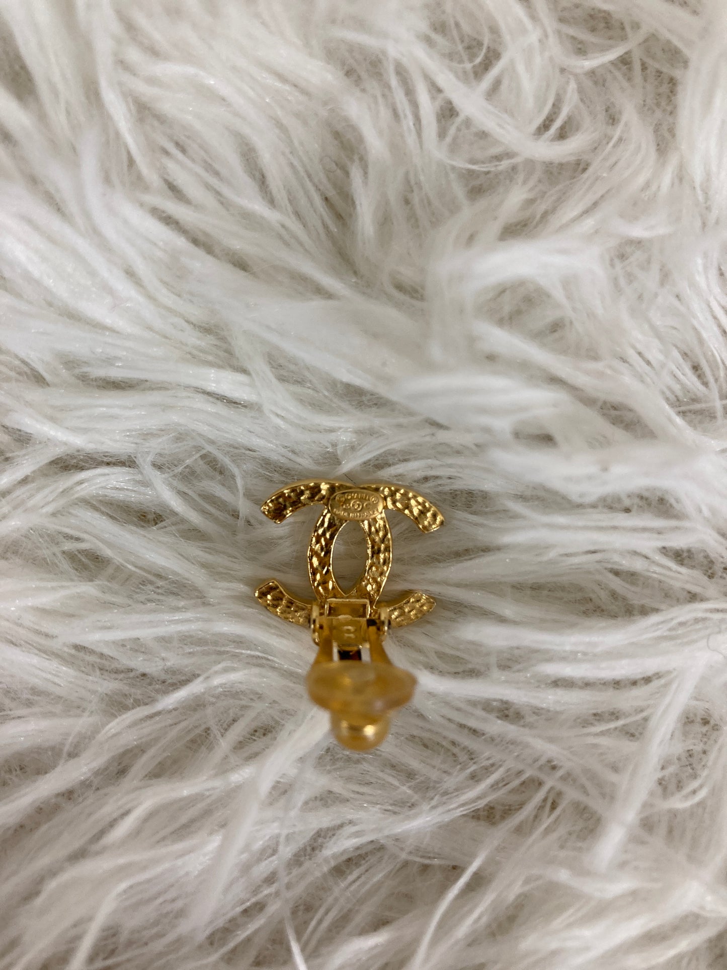 Chanel Gold Small goods A-17297
