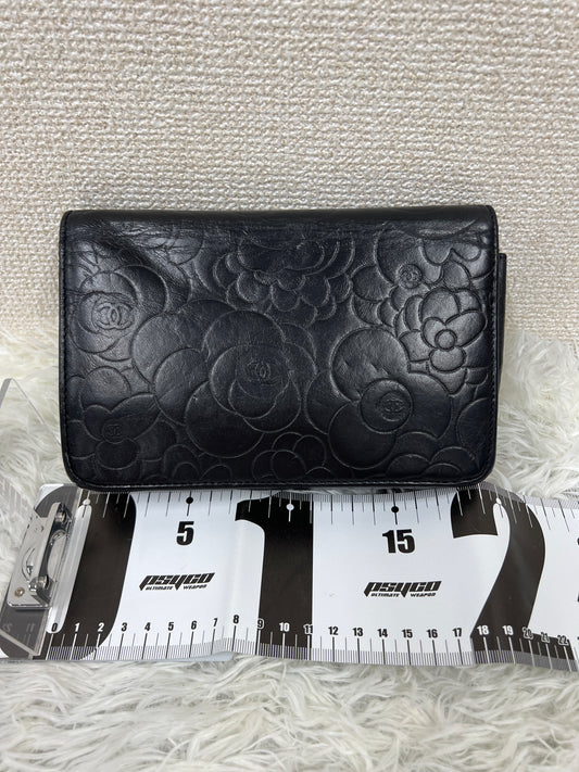 Chanel Black Shoulder Bags A-17300