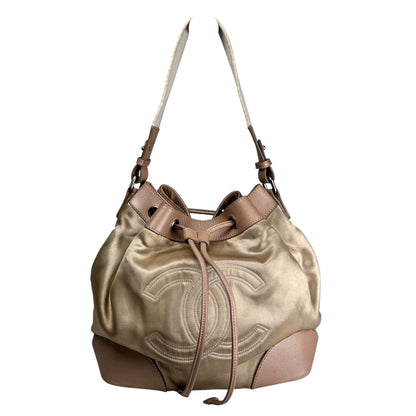 Chanel Beige Shoulder Bags A-17301
