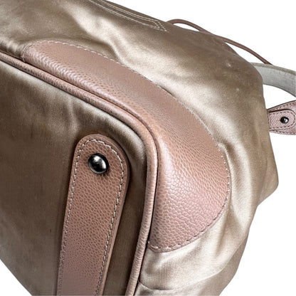 Chanel Beige Shoulder Bags A-17301