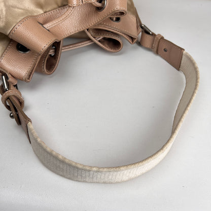 Chanel Beige Shoulder Bags A-17301