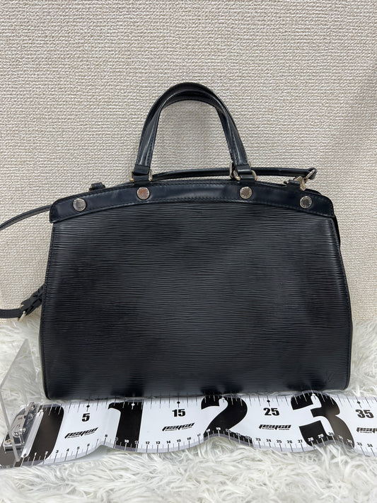 Louis Vuitton Black Shoulder Bags A-17308