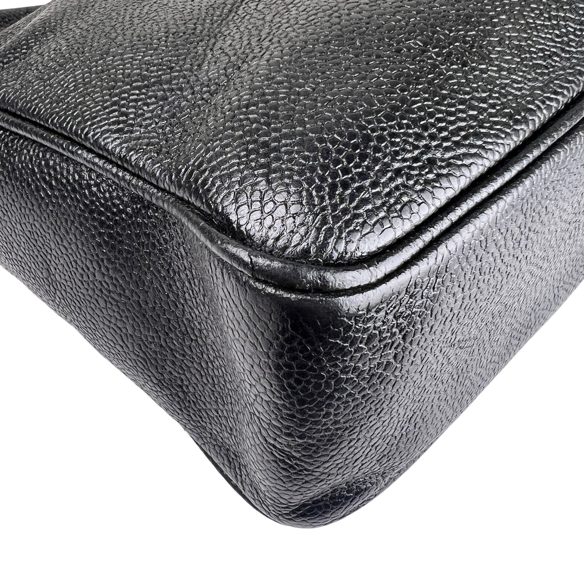 Chanel Black Shoulder Bags A-17314