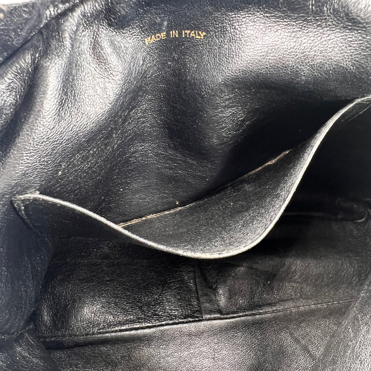 Chanel Black Shoulder Bags A-17314
