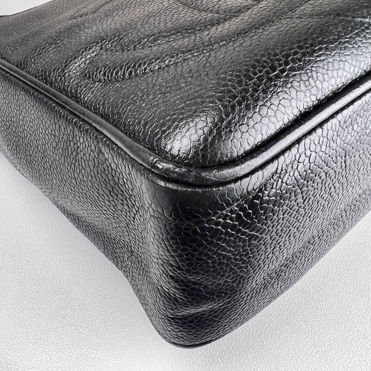 Chanel Black Shoulder Bags A-17314