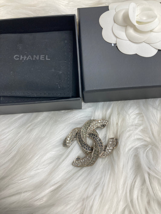 Chanel Silver Brooches A-17319