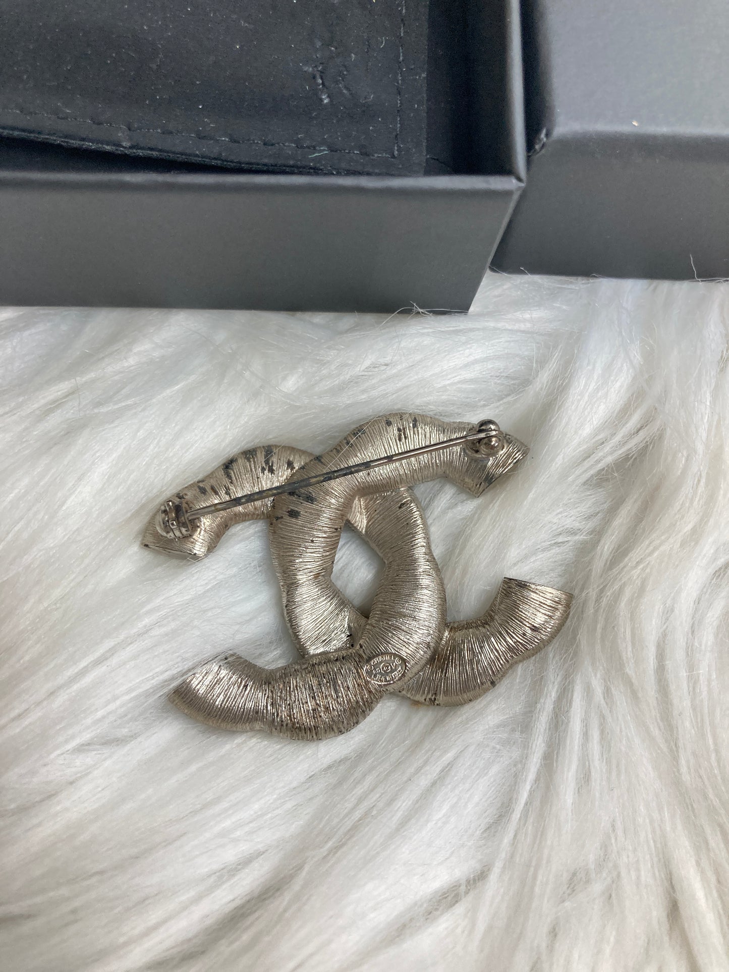 Chanel Silver Brooches A-17319