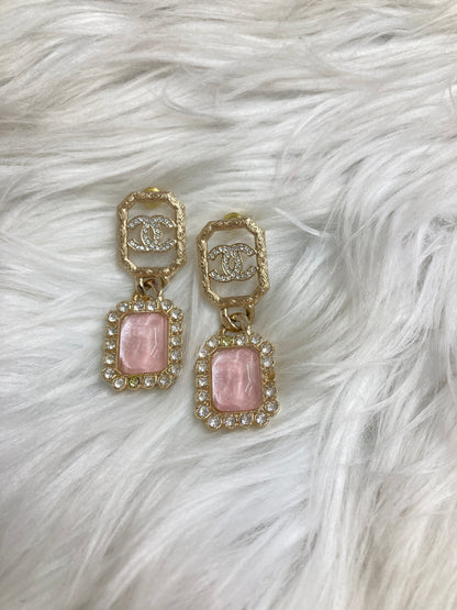 Chanel Gold Earrings A-17323