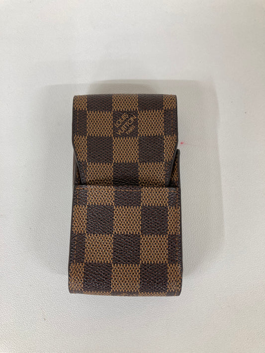 Louis Vuitton Brown A-17324