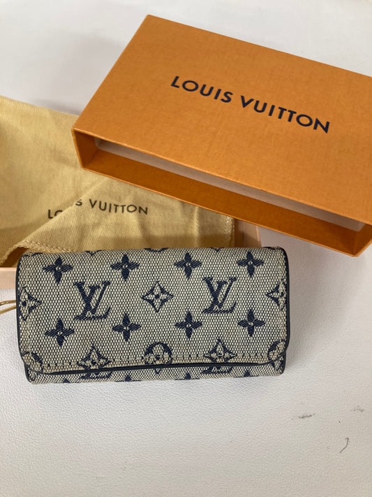 Louis Vuitton Navy Small goods A-17325