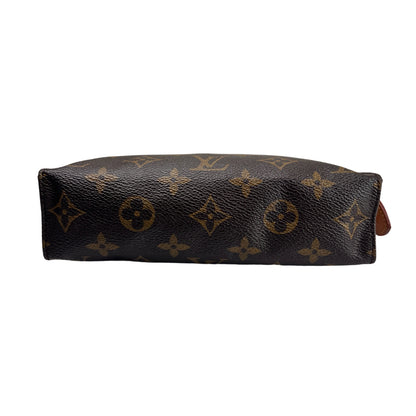 Louis Vuitton Brown A-17329