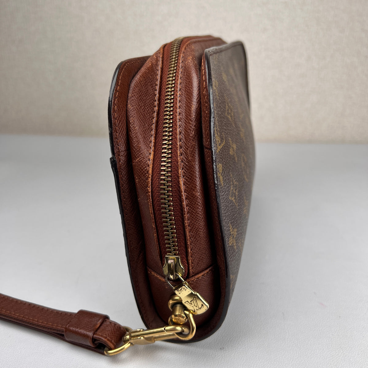 Louis Vuitton Brown Pouches A-17331
