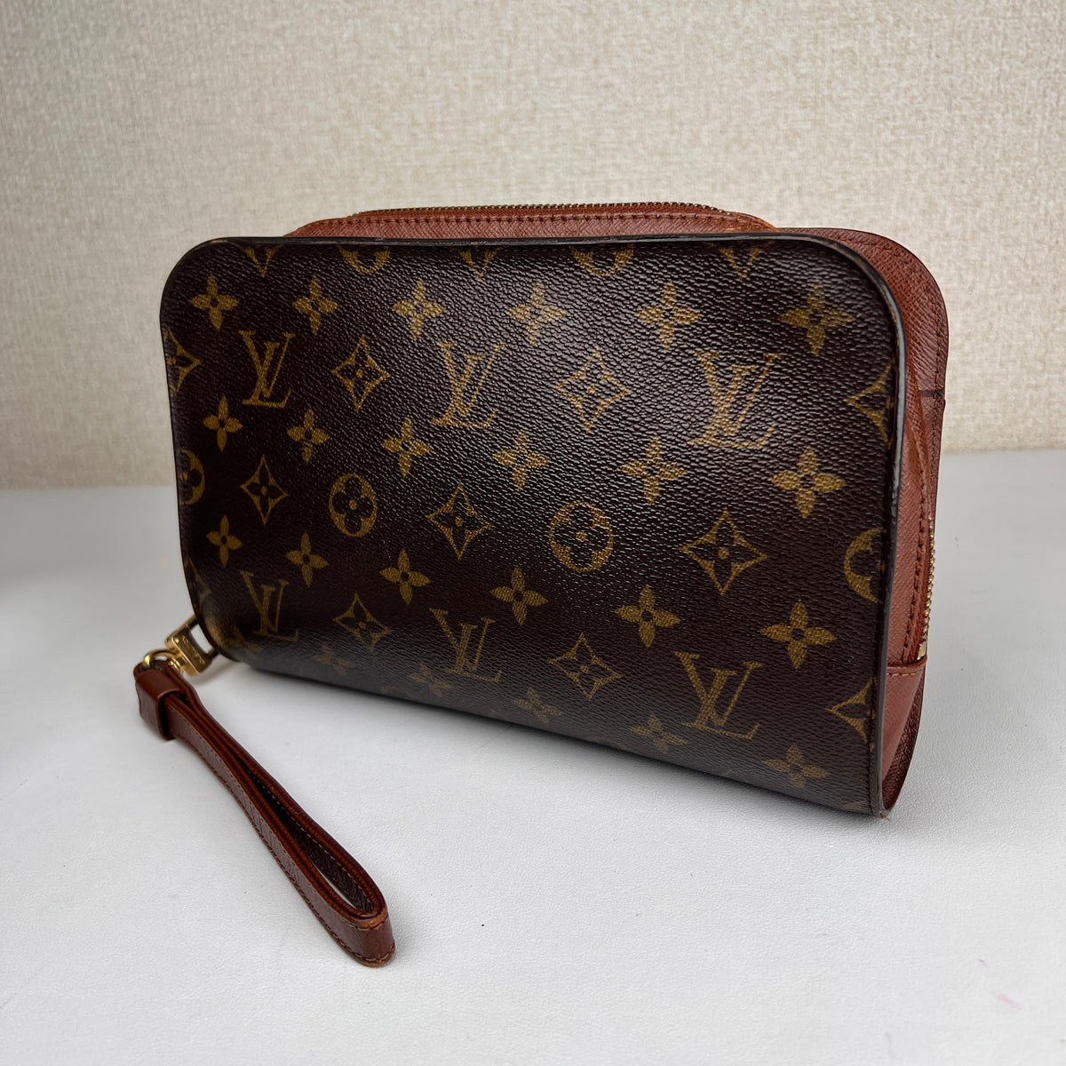 Louis Vuitton Brown Pouches A-17331