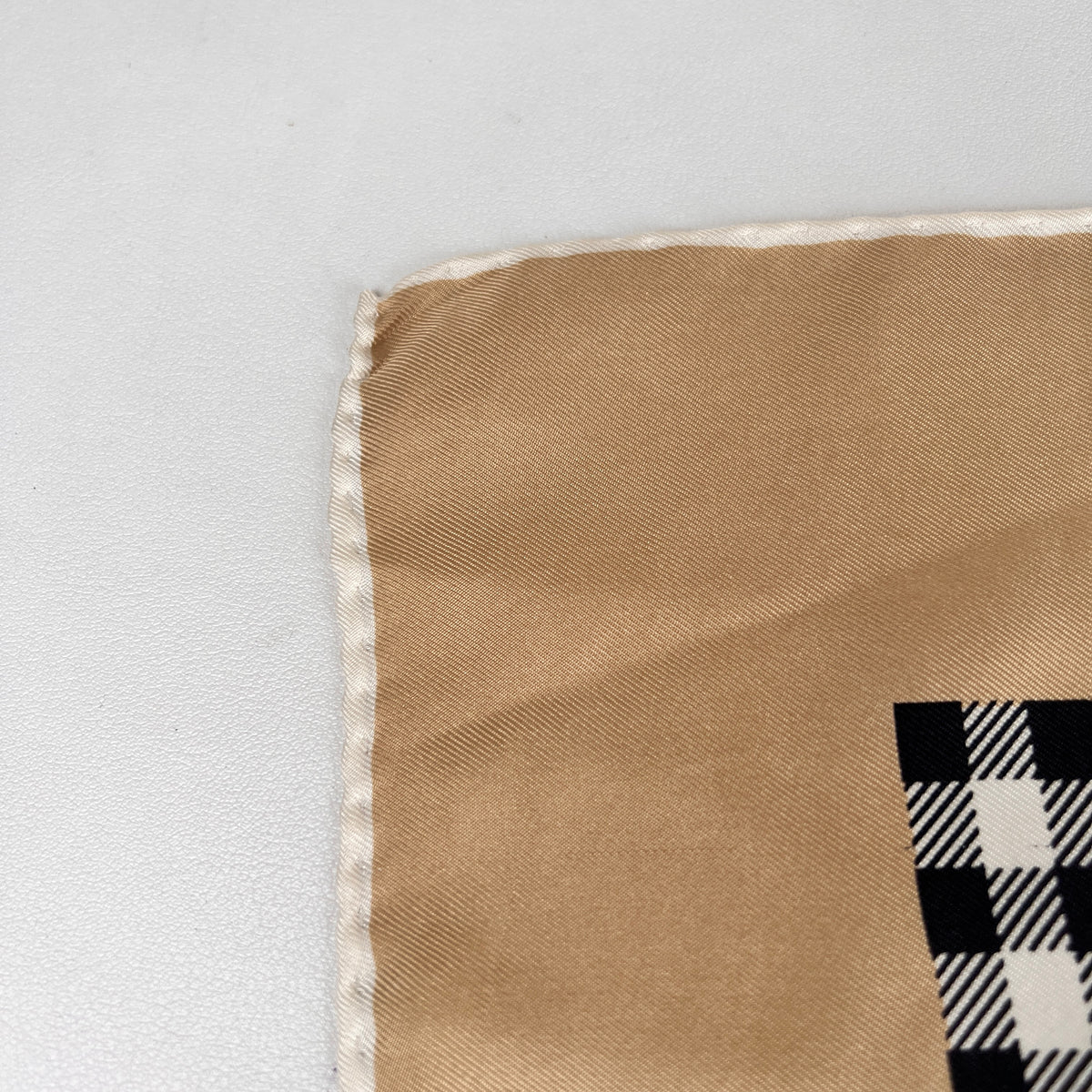 Burberry Beige Scarves A-17352