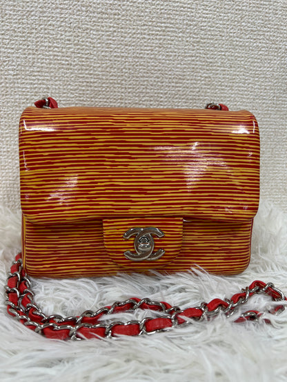 Chanel Orange Shoulder Bags A-17364