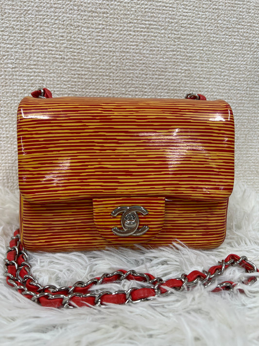Chanel Orange Shoulder Bags A-17364