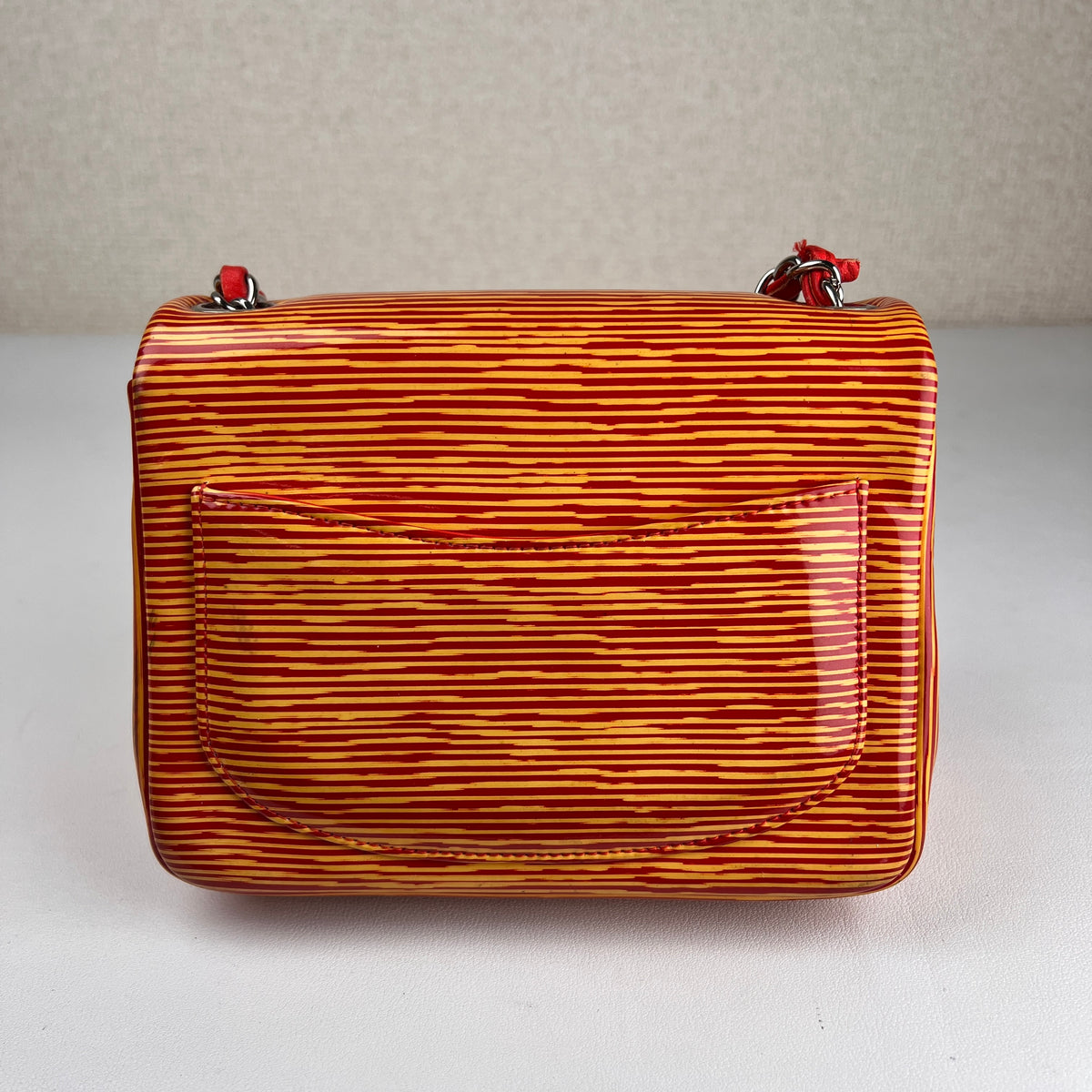 Chanel Orange Shoulder Bags A-17364