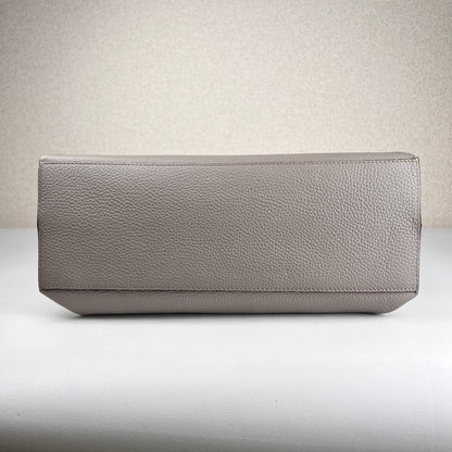 Louis Vuitton Gray Shoulder Bags A-17365