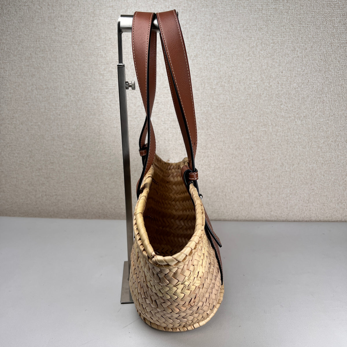 Loewe Brown Handle Bags A-17371
