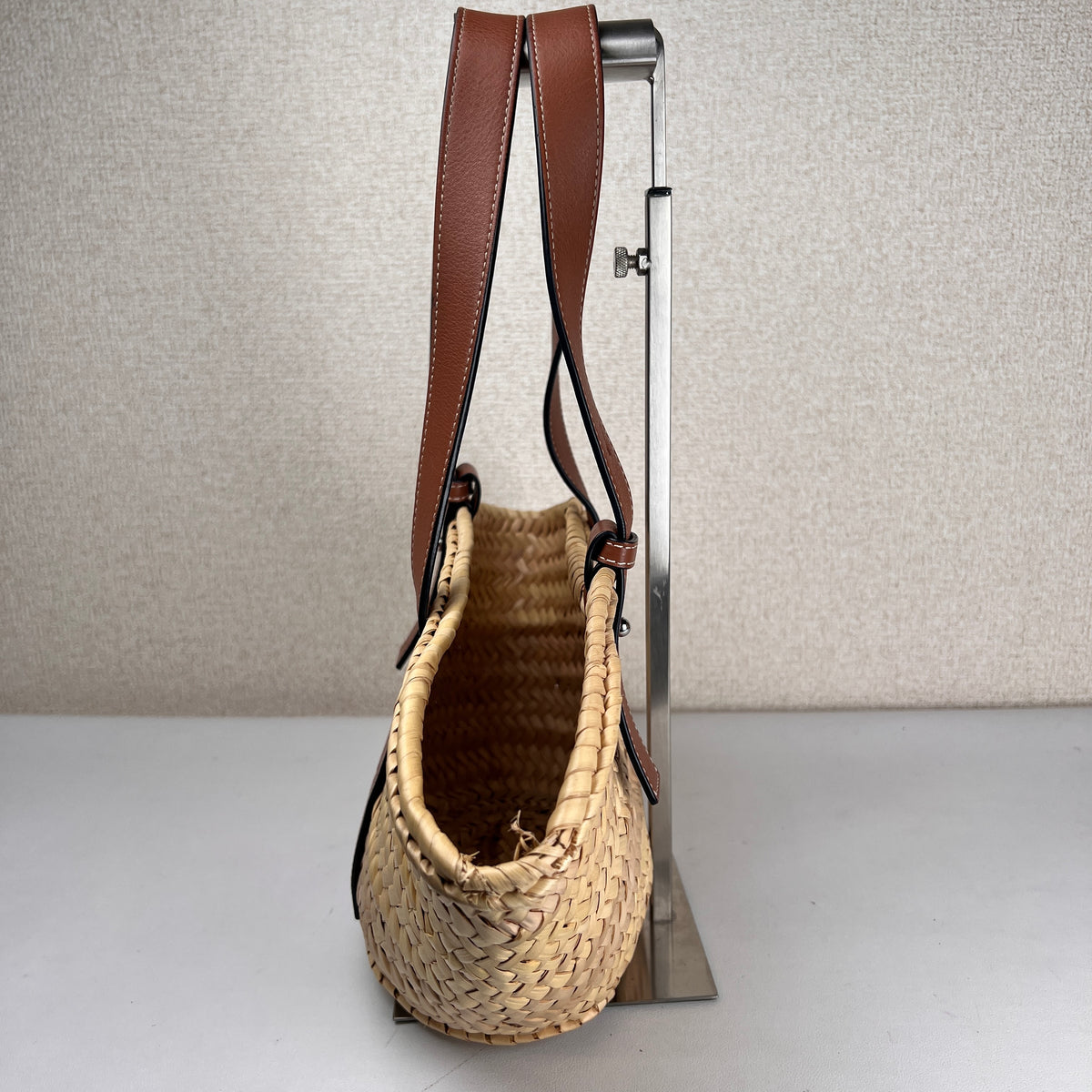 Loewe Brown Handle Bags A-17371