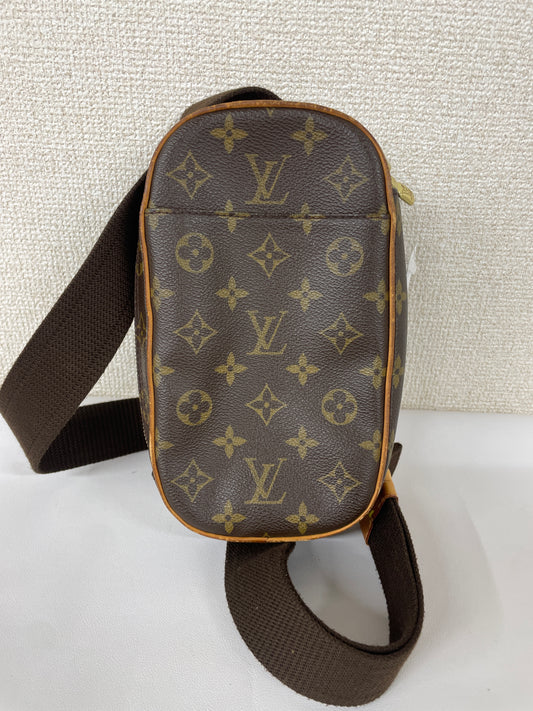 Louis Vuitton Multicolor Pouches A-17381