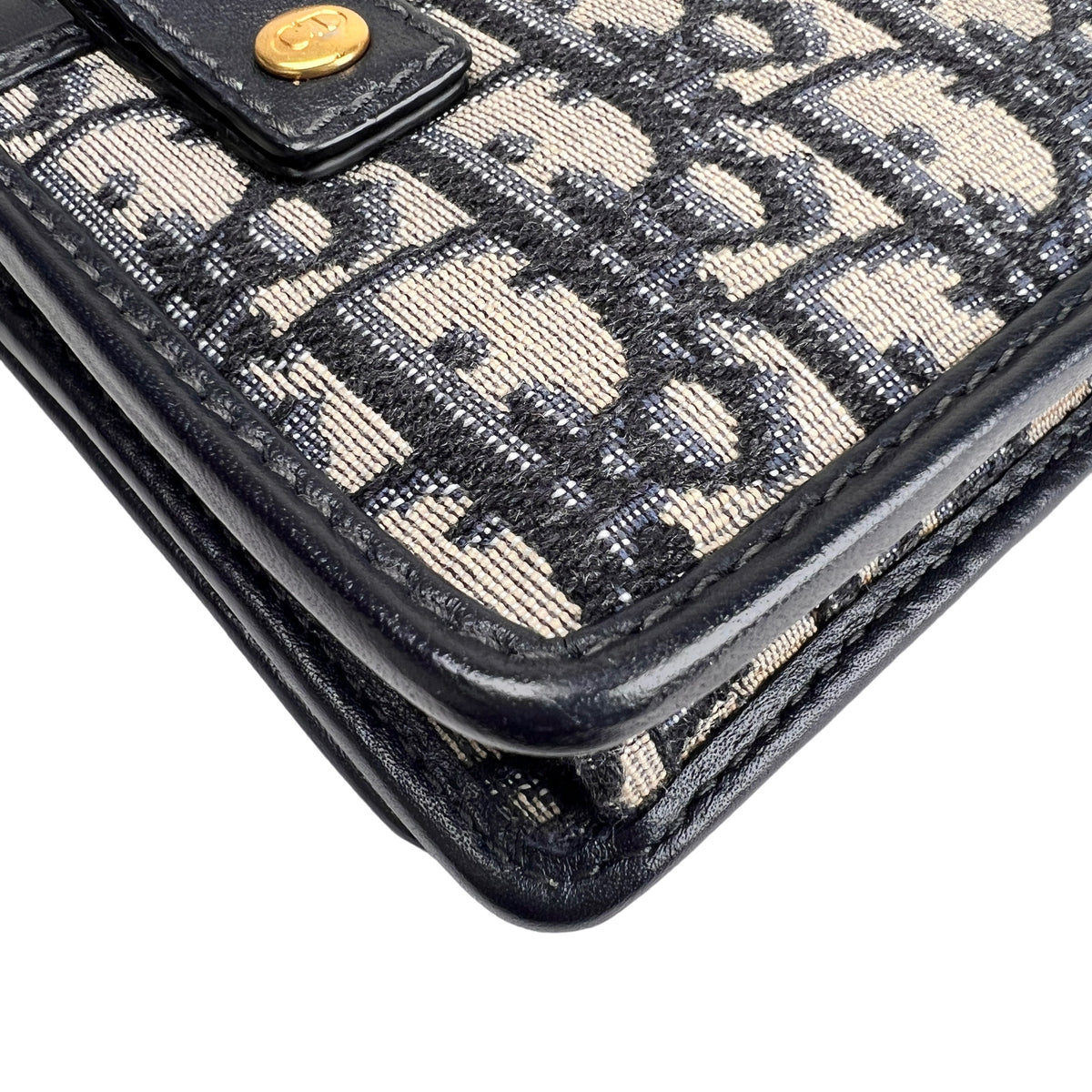 Dior Navy Shoulder Bags A-17387