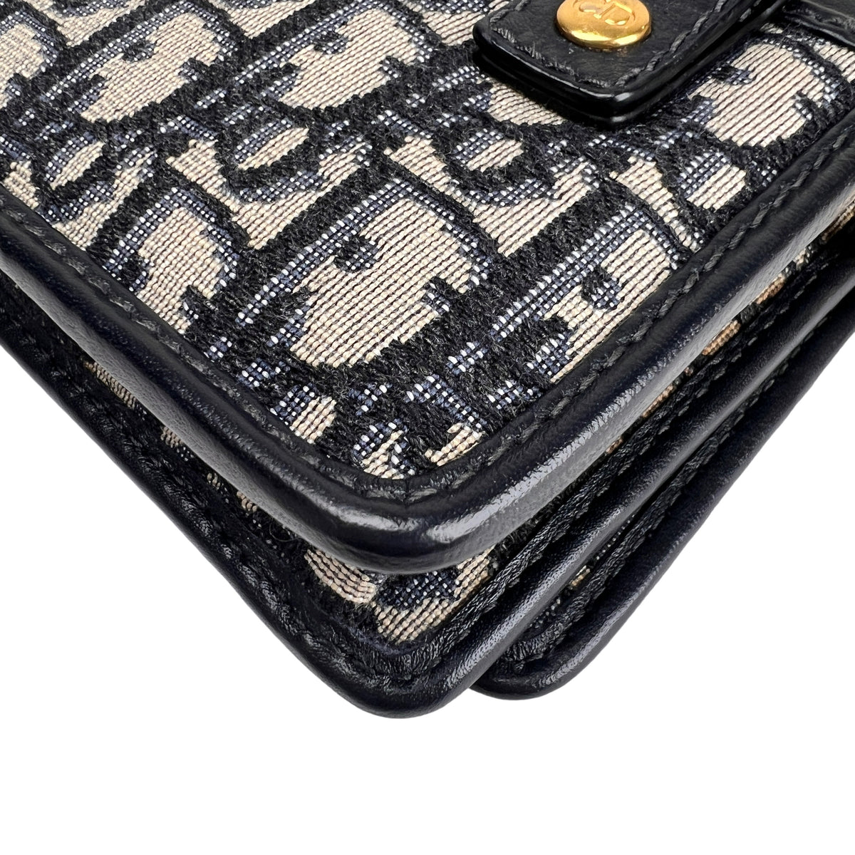 Dior Navy Shoulder Bags A-17387
