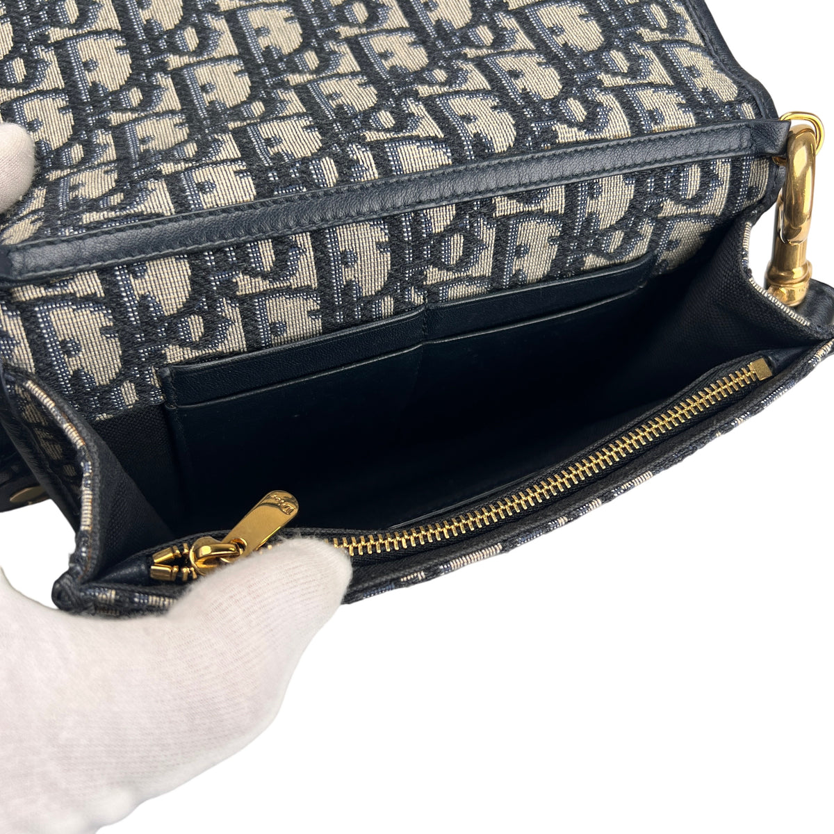 Dior Navy Shoulder Bags A-17387