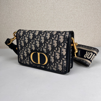 Dior Navy Shoulder Bags A-17387