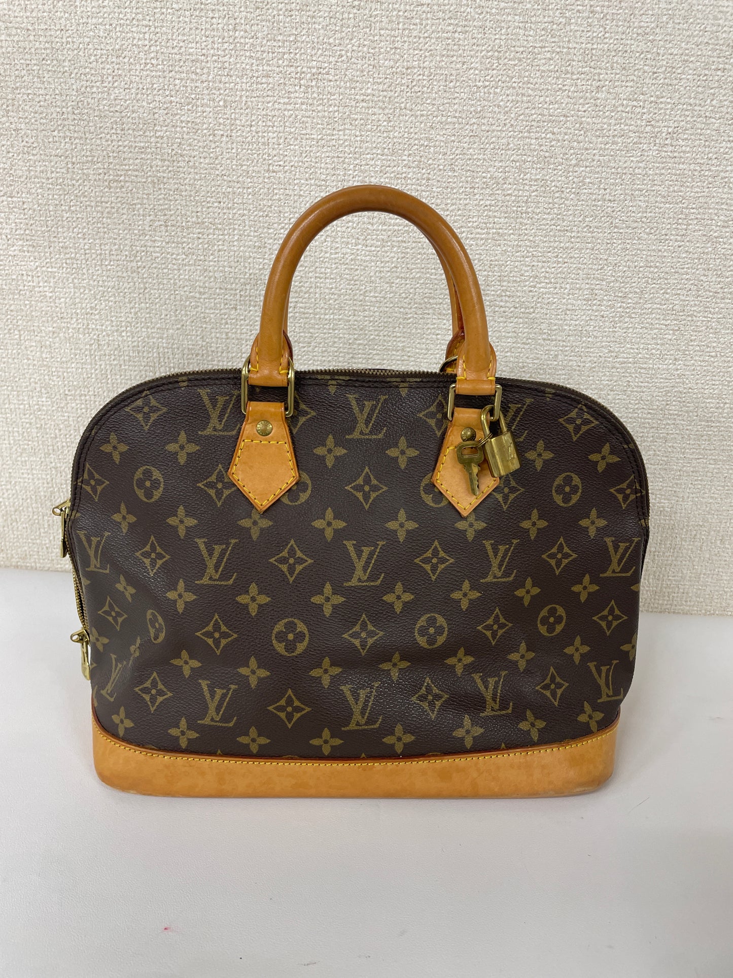 Louis Vuitton Brown Handle Bags A-17395