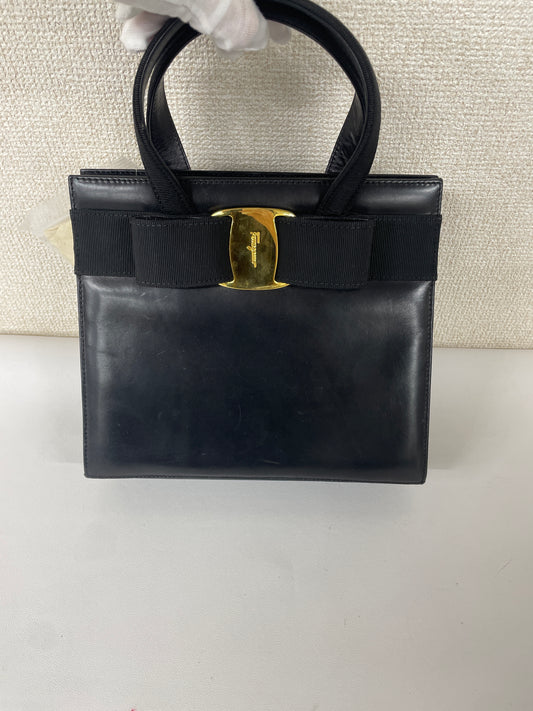 Ferragamo Black Handle Bags A-17398