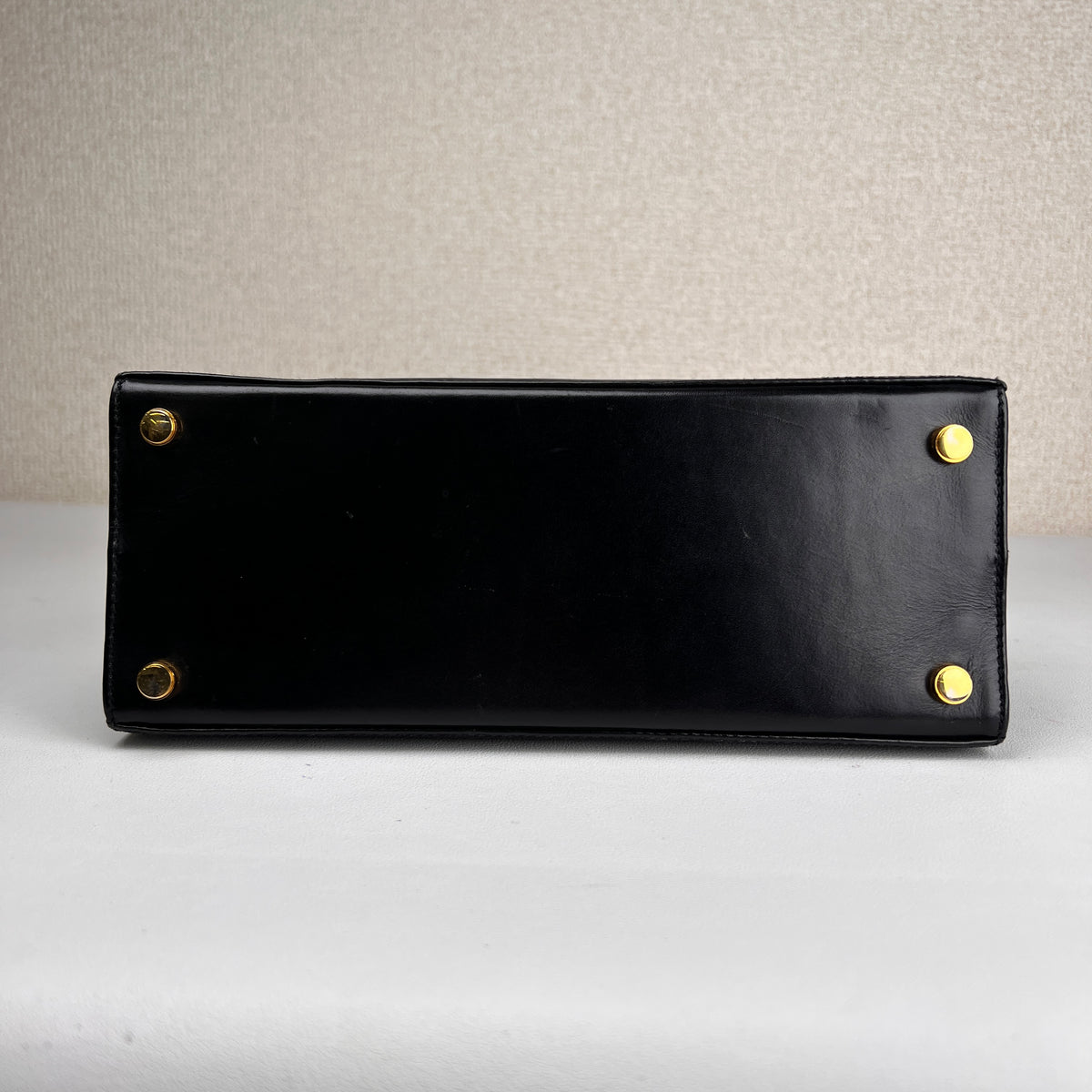Ferragamo Black Handle Bags A-17398