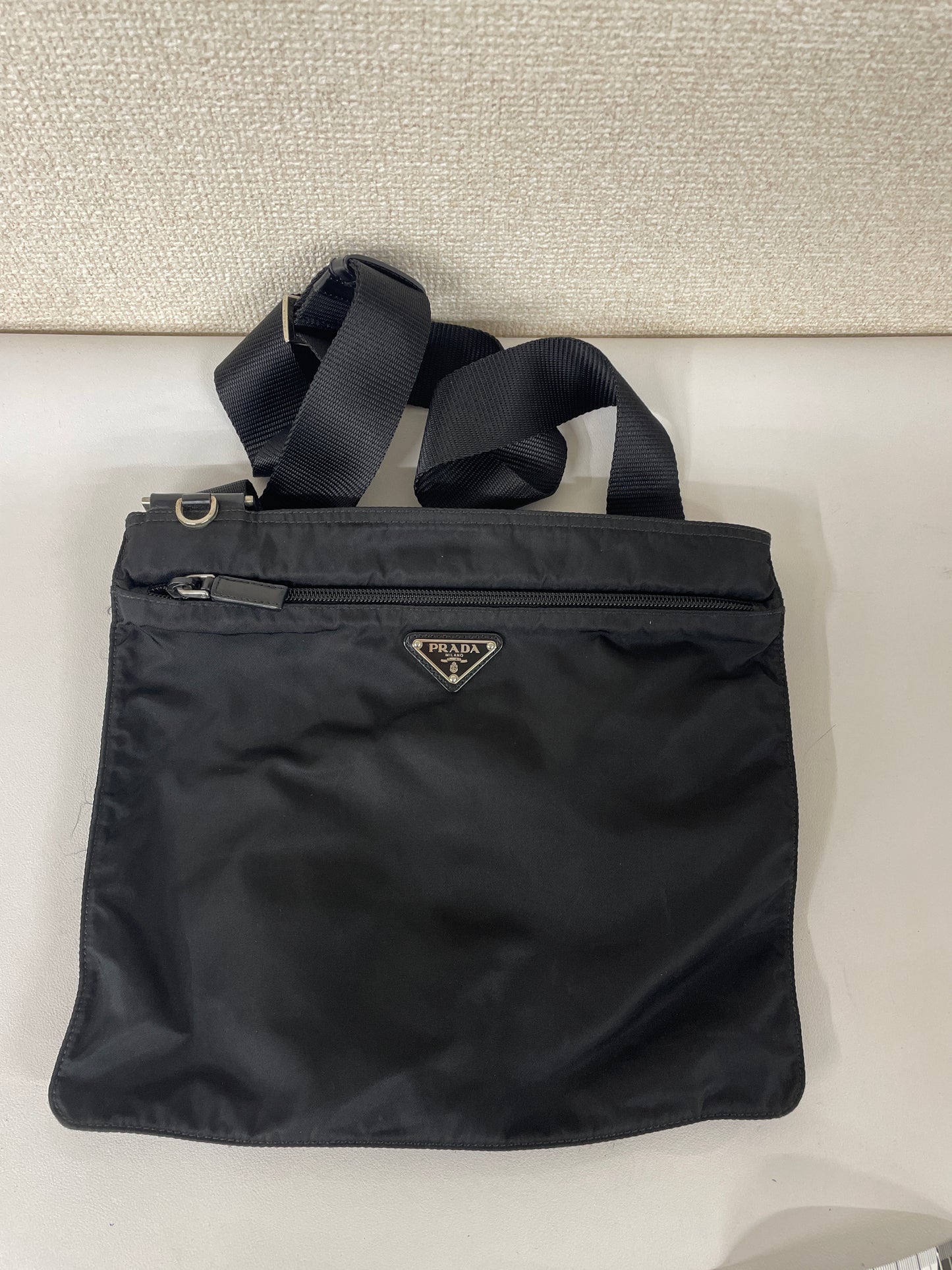 Prada Black Shoulder Bags A-17402