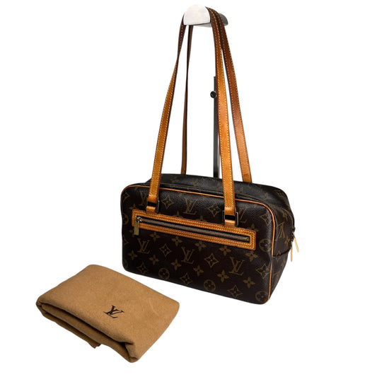 Louis Vuitton Brown Shoulder Bags A-17403
