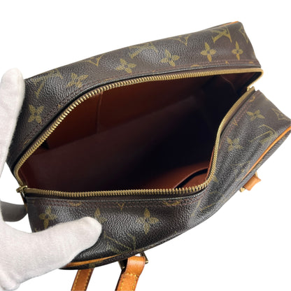 Louis Vuitton Brown Shoulder Bags A-17403