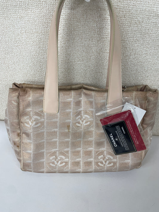 Chanel Beige Handle Bags A-17413