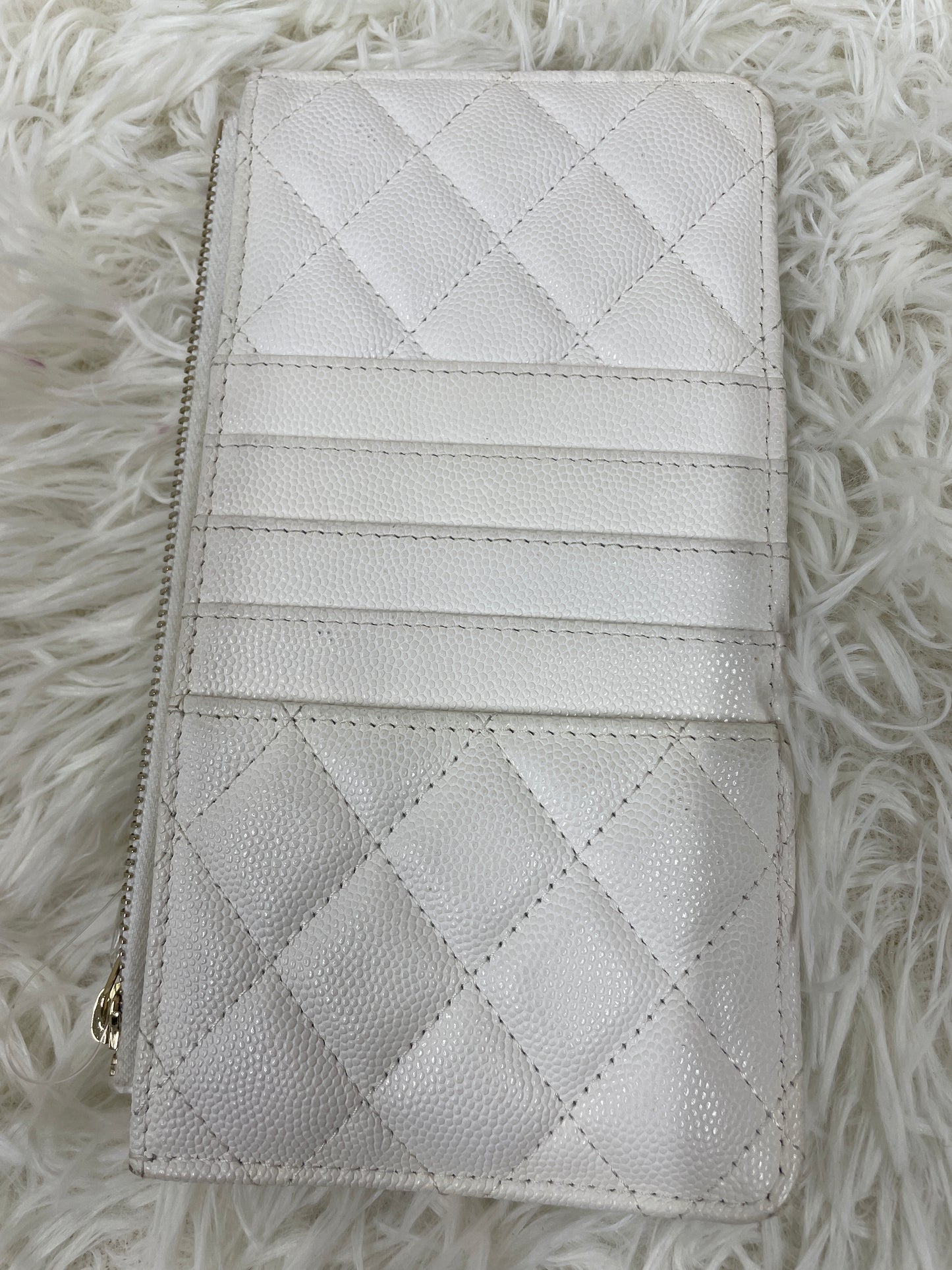 Chanel White Wallets A-17425