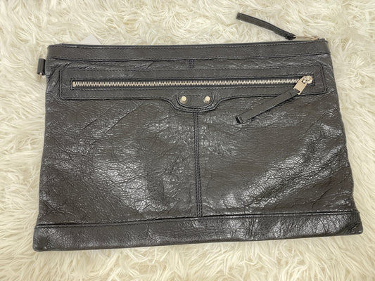 Balenciaga Black Shoulder Bags A-17439