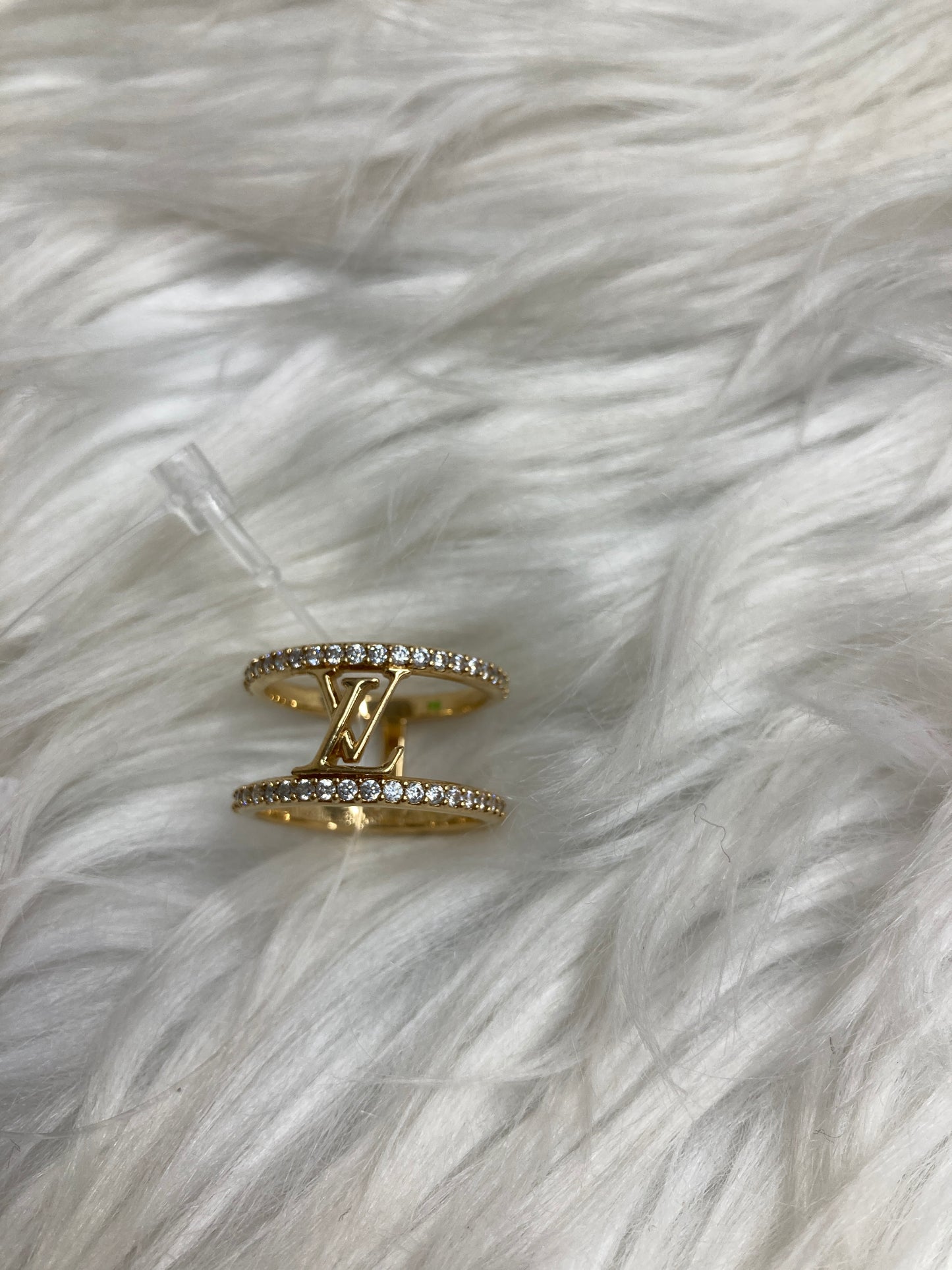 Louis Vuitton Gold Small goods A-17469