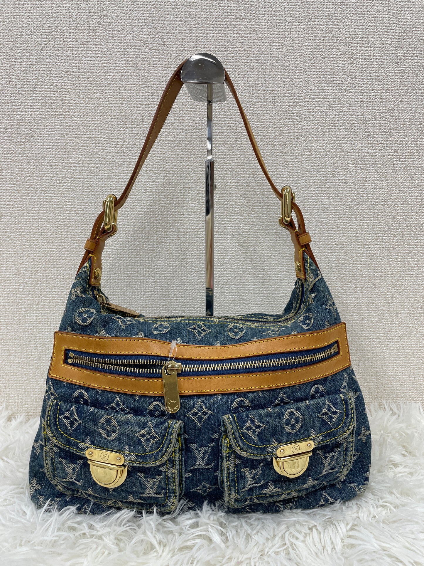 Louis Vuitton Navy Handle Bags A-17476