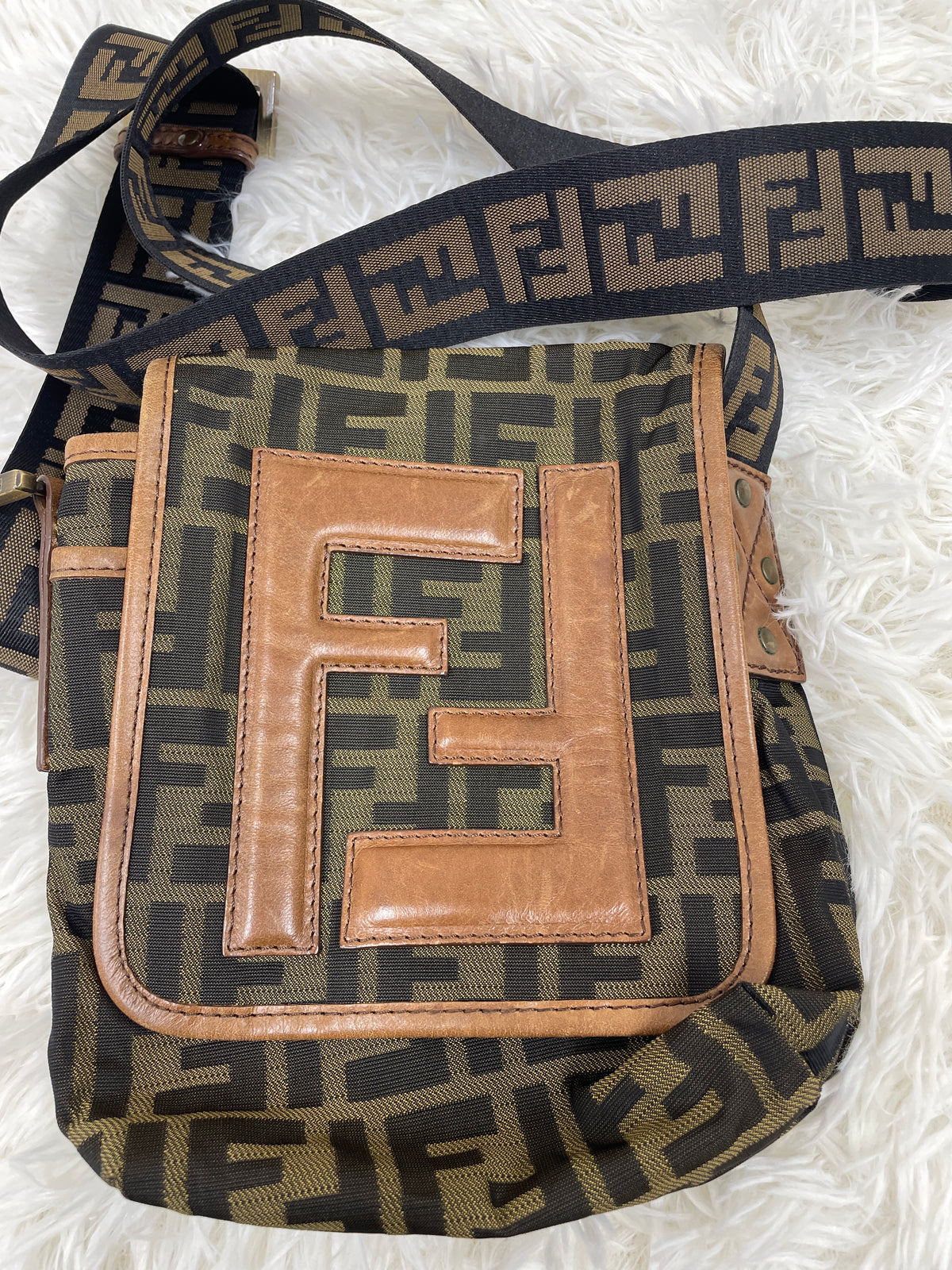 Fendi Green Shoulder Bags A-17478