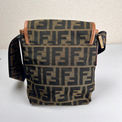 Fendi Green Shoulder Bags A-17478
