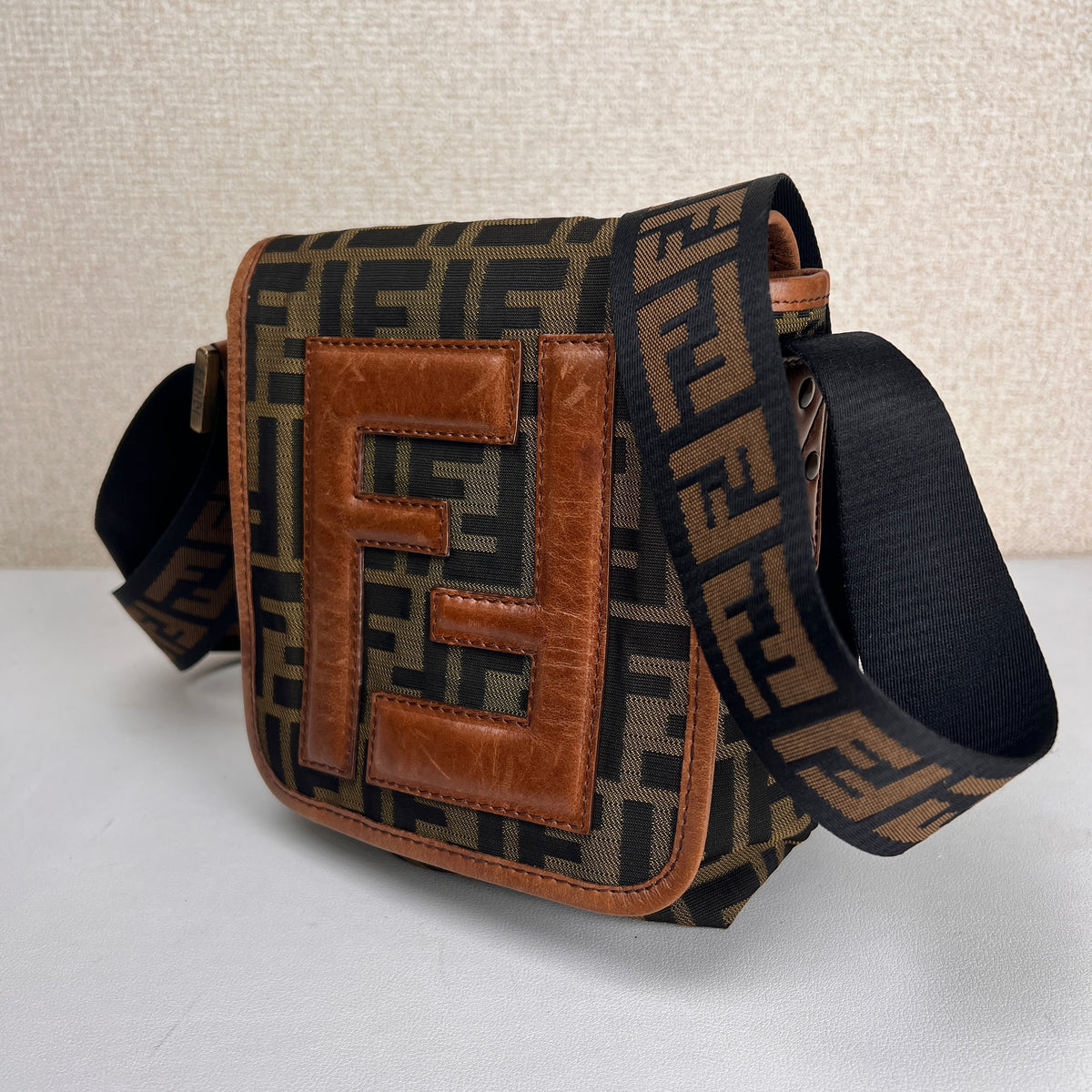 Fendi Green Shoulder Bags A-17478