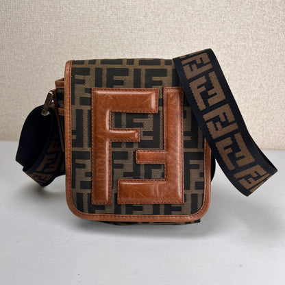 Fendi Green Shoulder Bags A-17478