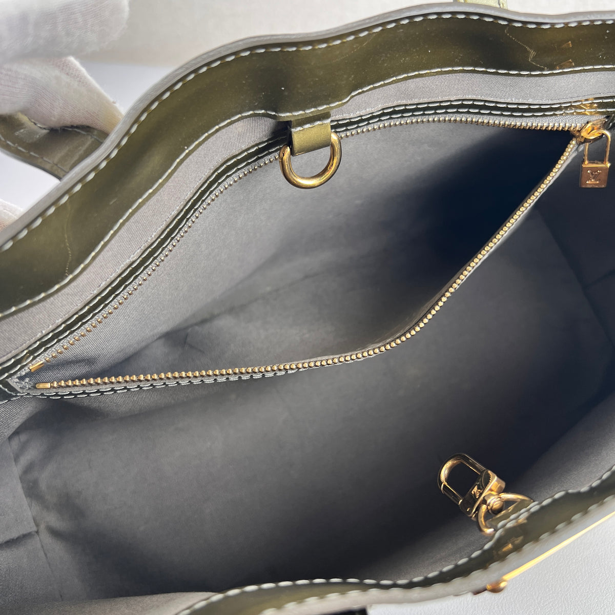 Louis Vuitton Green Handle Bags A-17479