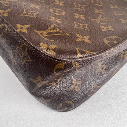 Louis Vuitton Brown Shoulder Bags A-17480