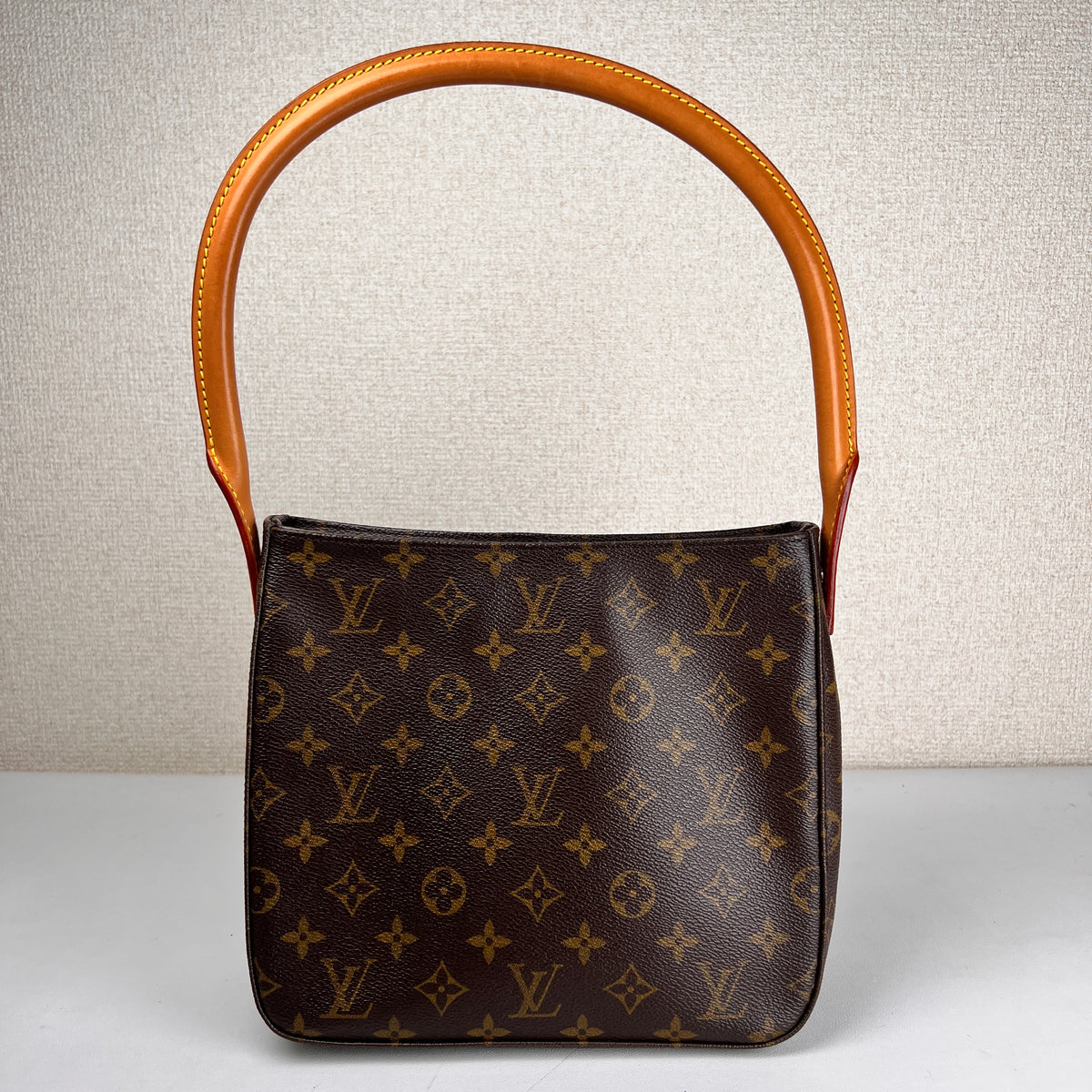 Louis Vuitton Brown Shoulder Bags A-17480